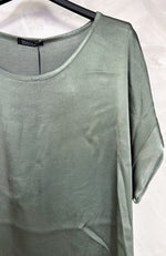 Kiiltäväpintainen T-paita - Khakinvihreä - Pusero