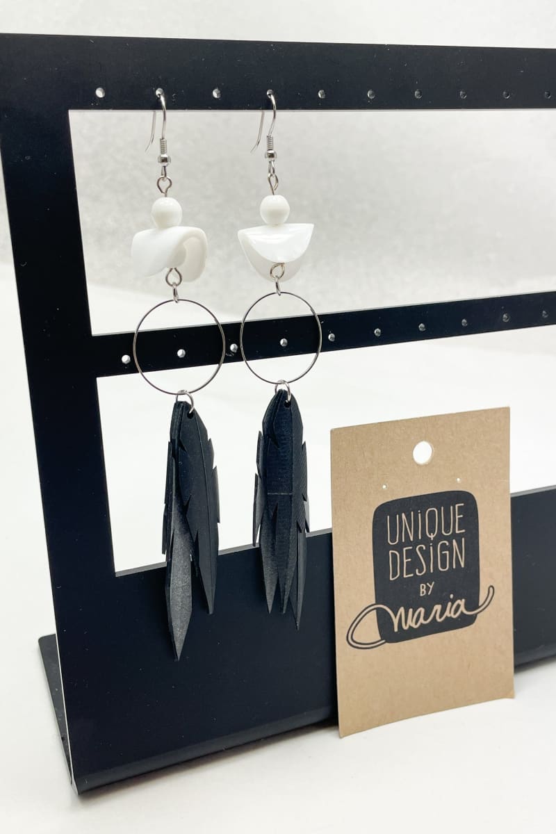 Korvakorut Kuulilja Unique Design By Maria | Valkoinen | Asusteet | Pikku-riikka