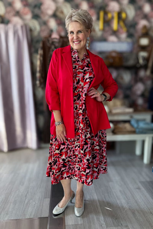 Mekko Miranda Ze-Ze. Ihana viskoosimekko Koot S-XXL Värinä tango red 